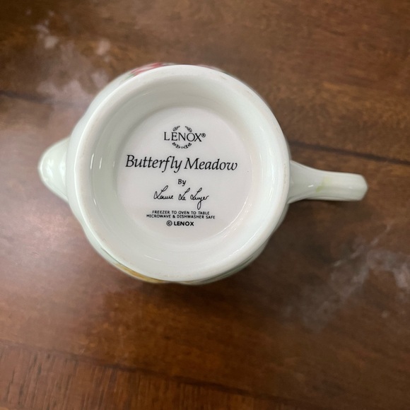 Lenox butterfly meadow brand new creamer. - Picture 7 of 9